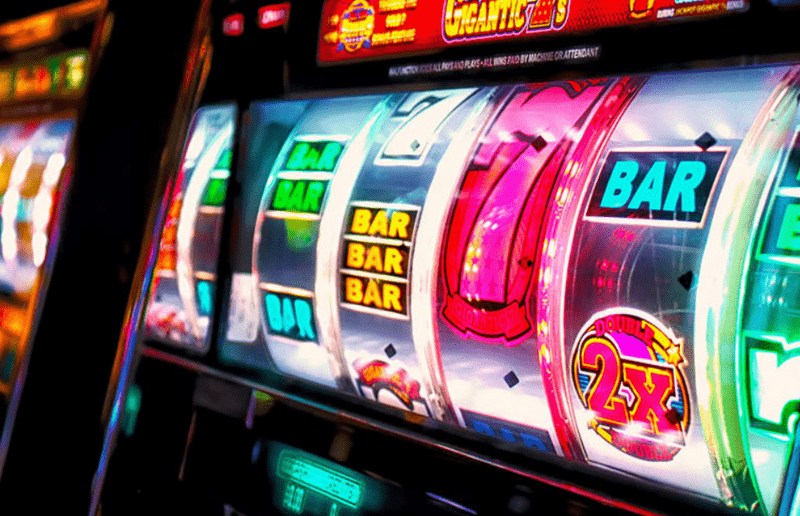 how do online casino slots work